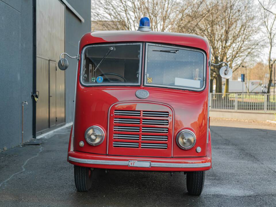 Image 4/37 of OM Leoncino 35 (1949)