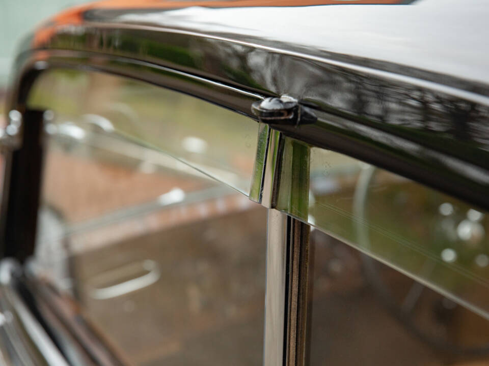 Image 46/50 of Bentley 4 1&#x2F;4 Litre (1938)
