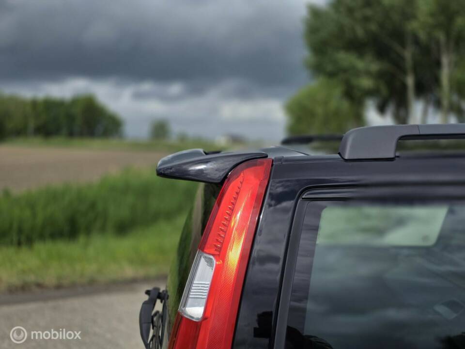 Immagine 10/40 di Volvo V 70 2.4 (2006)