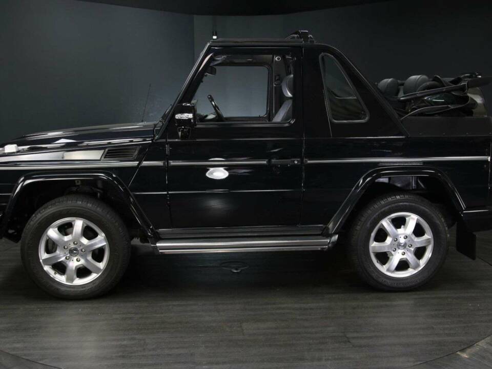 Imagen 10/50 de Mercedes-Benz G 500 (SWB) (2006)