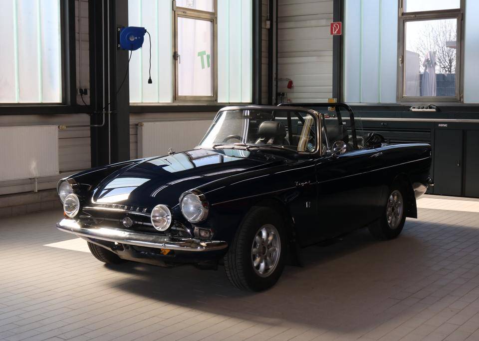 Image 2/9 de Sunbeam Tiger Mk I (1965)