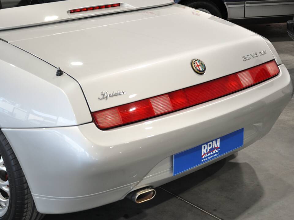 Image 10/32 of Alfa Romeo Spider 3.0 V6 24V (2002)