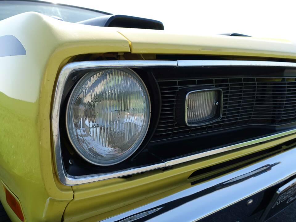Bild 34/56 von Plymouth Duster (1970)
