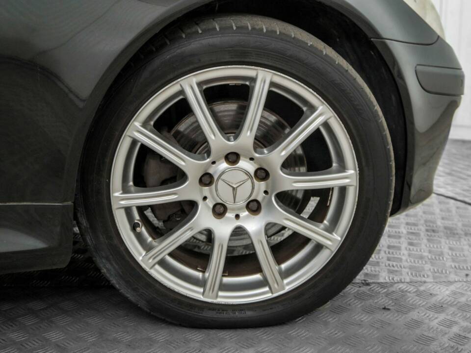 Bild 44/50 von Mercedes-Benz SLK 280 (2005)