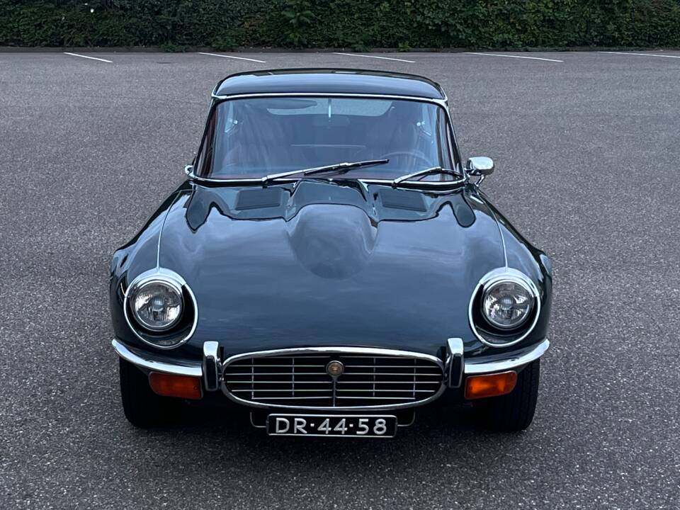 Image 16/46 de Jaguar Type E V12 (2+2) (1972)
