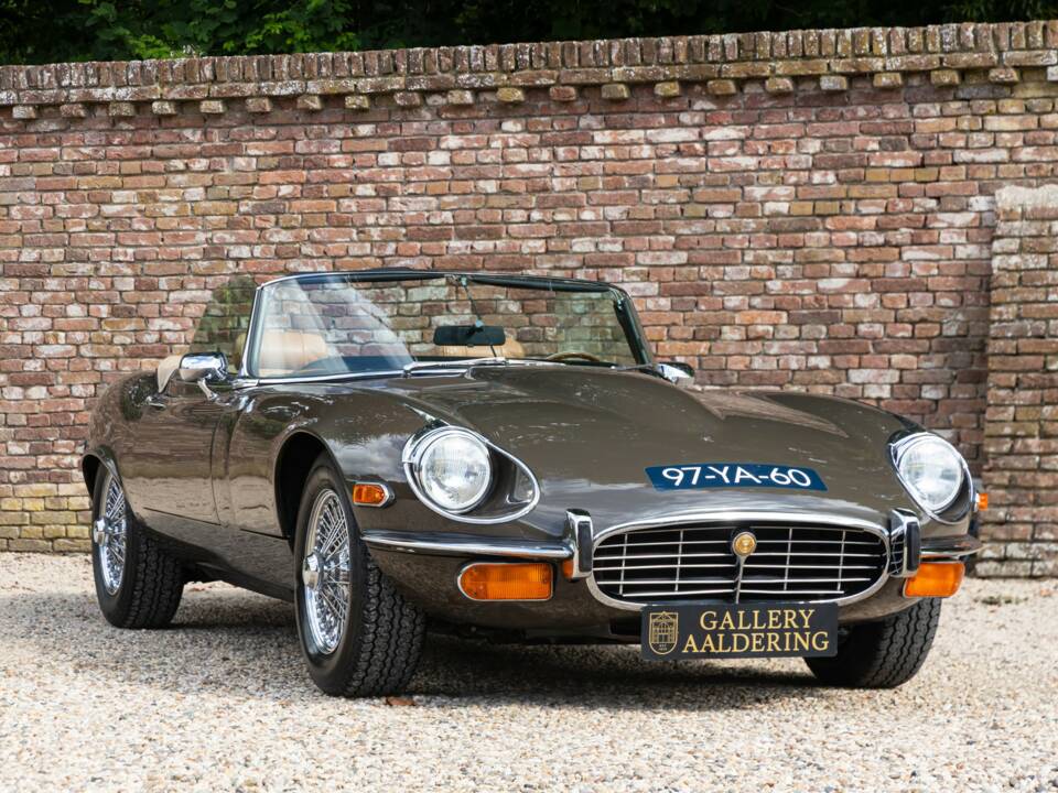 Image 21/50 de Jaguar Type E V12 (1973)