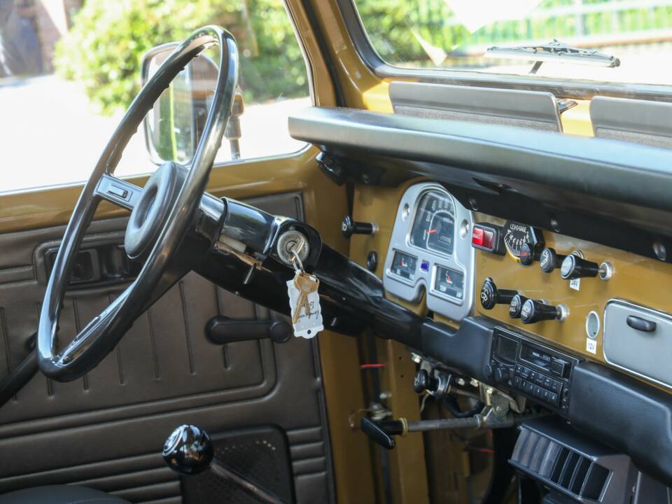 Image 50/50 de Toyota Land Cruiser BJ 40 (1979)
