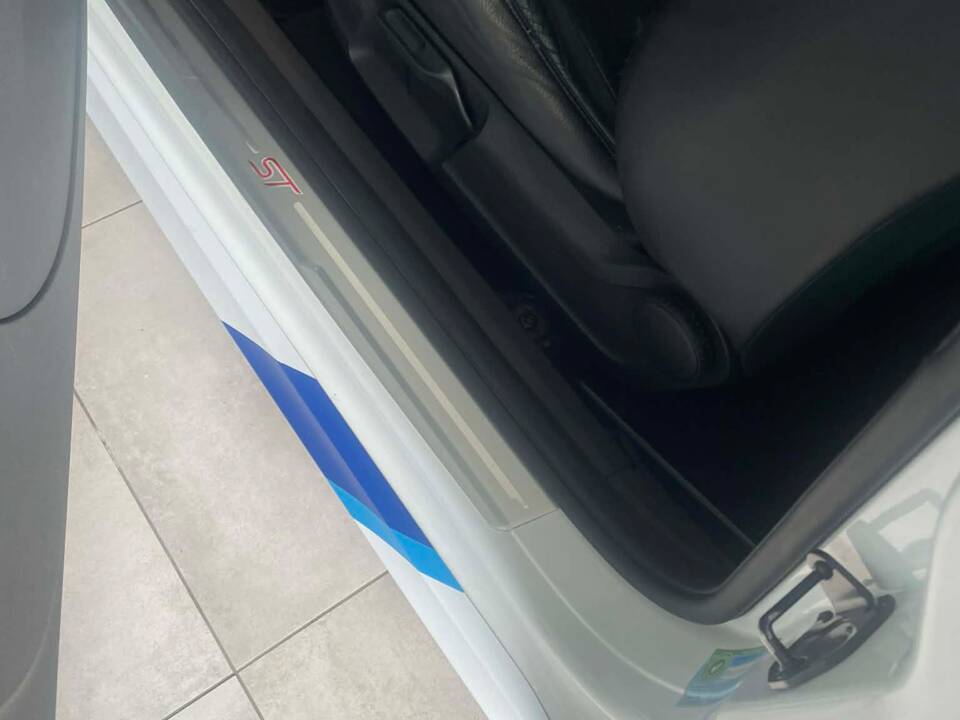 Imagen 19/35 de Ford Focus ST "WRC Edition" (2007)