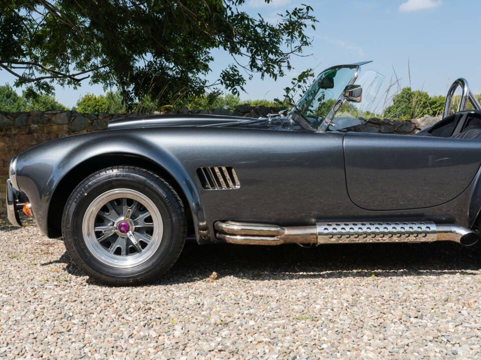 Image 11/55 of AC Cobra Mk IV (1989)