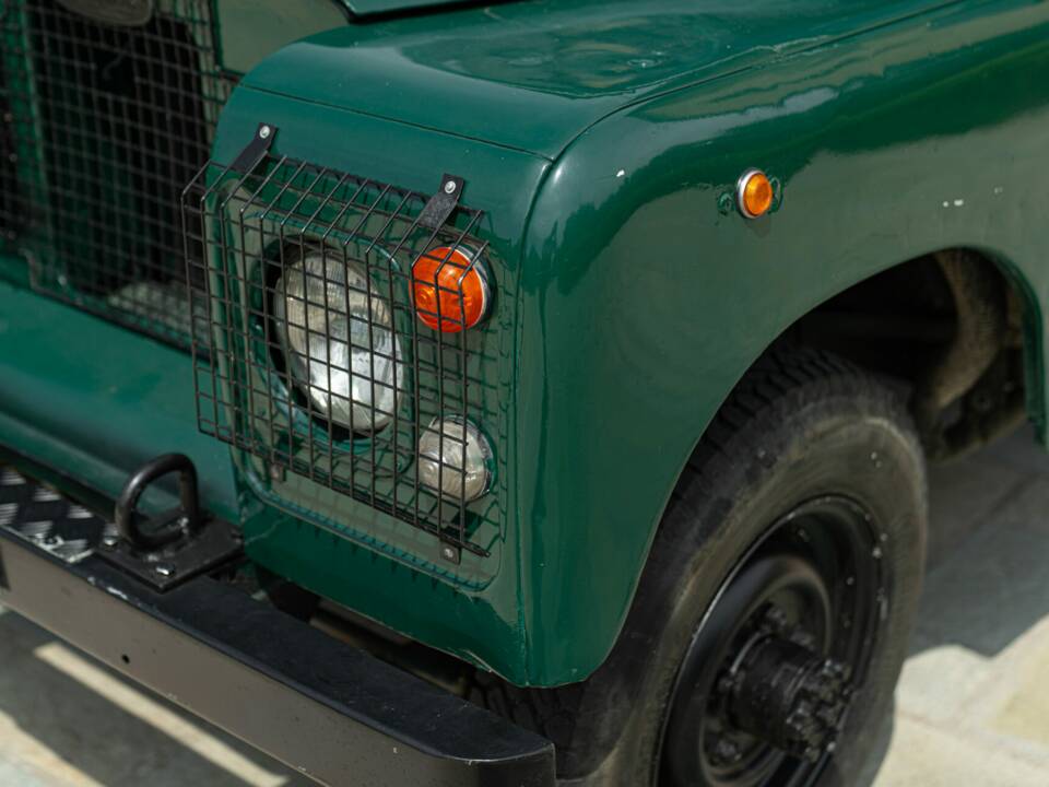 Bild 12/50 von Land Rover 88 Lightweight (1977)