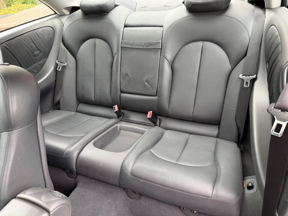 Bild 30/33 von Mercedes-Benz CLK 320 (2002)
