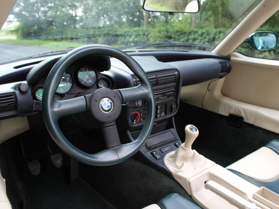 Bild 8/18 von BMW Z1 Roadster (1990)