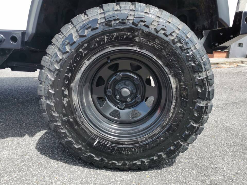 Image 32/45 of Land Rover Defender 110 Td5 (2001)