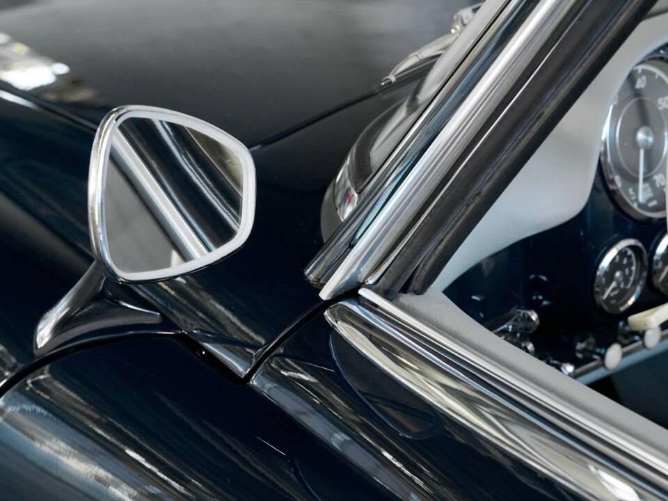 Image 17/50 de Mercedes-Benz 190 SL (1957)