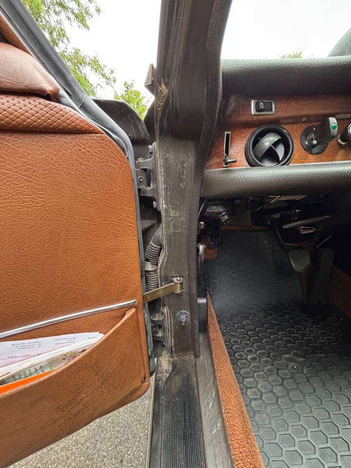 Image 7/37 de Mercedes-Benz 280 SEL 4,5 (1972)