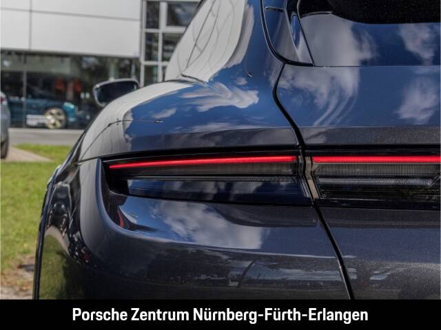 Obraz 10/49 pojazdu Porsche Taycan Turbo S Cross Turismo (2021)