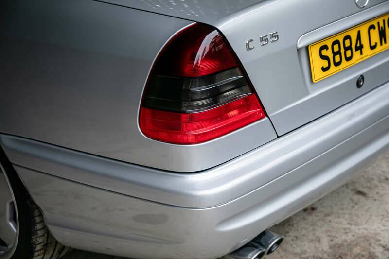 Image 35/48 of Mercedes-Benz C 55 AMG (1998)