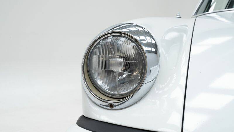 Image 13/15 of Porsche 912 E (1976)
