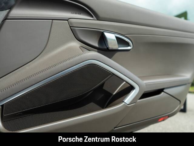 Bild 13/27 von Porsche 911 Carrera (2018)