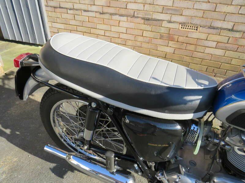 Image 16/43 of Triumph Tiger 90 (1968)
