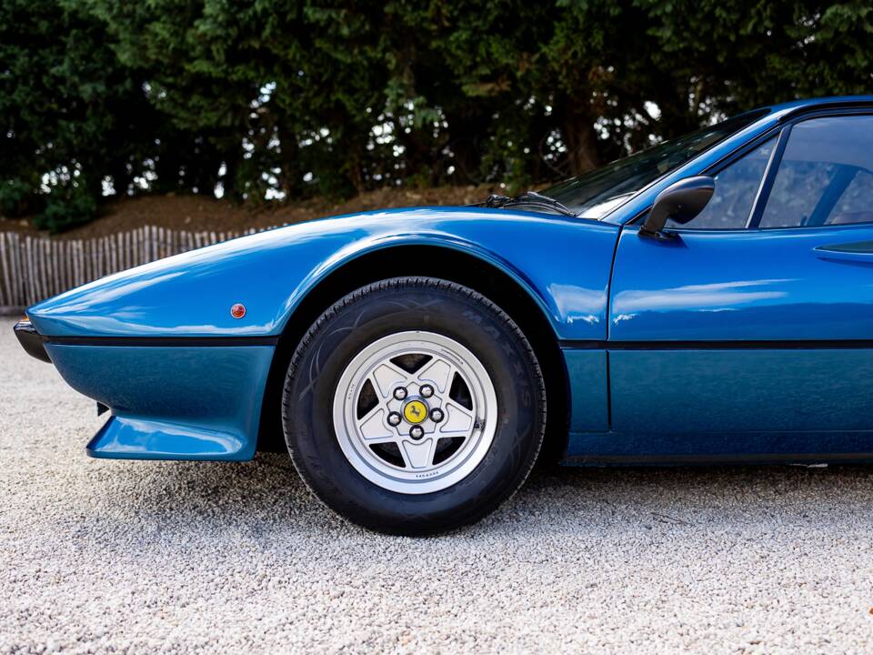 Bild 37/50 von Ferrari 308 GTB (1978)