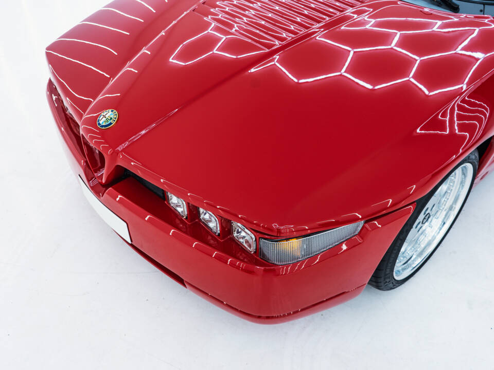 Image 17/48 de Alfa Romeo SZ (1989)