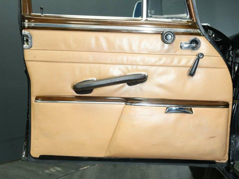 Imagen 9/30 de Mercedes-Benz 300 SE (1961)