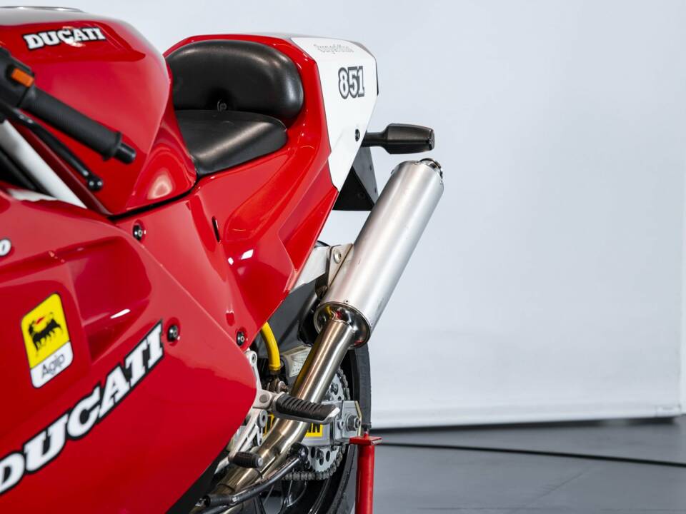 Bild 17/42 von Ducati DUMMY (1991)
