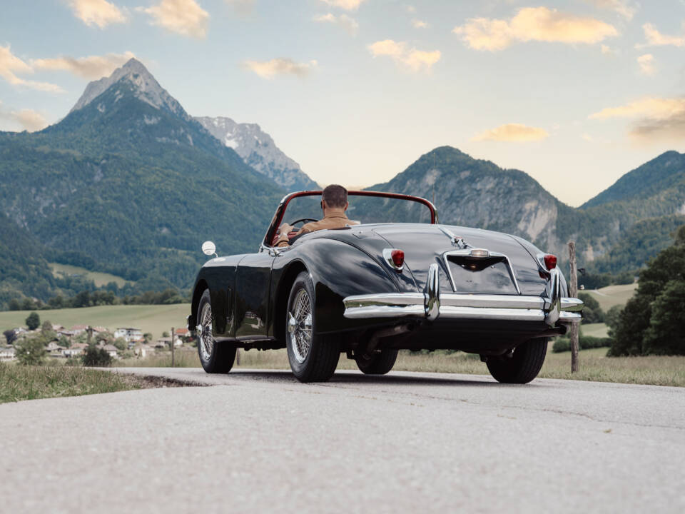 Image 9/22 of Jaguar XK 150 3.4 S OTS (1958)