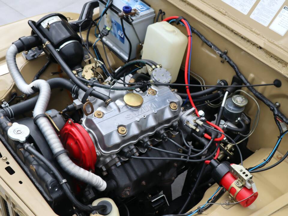 Image 14/50 de Suzuki LJ 80 (1980)
