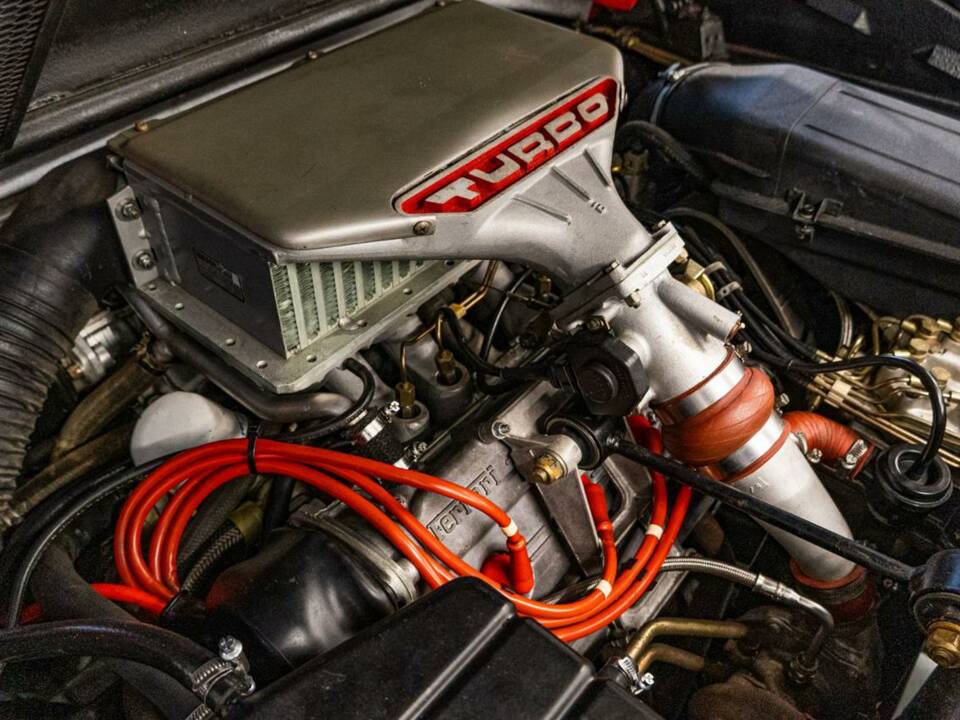 Image 14/26 of Ferrari 208 GTB Turbo (1988)