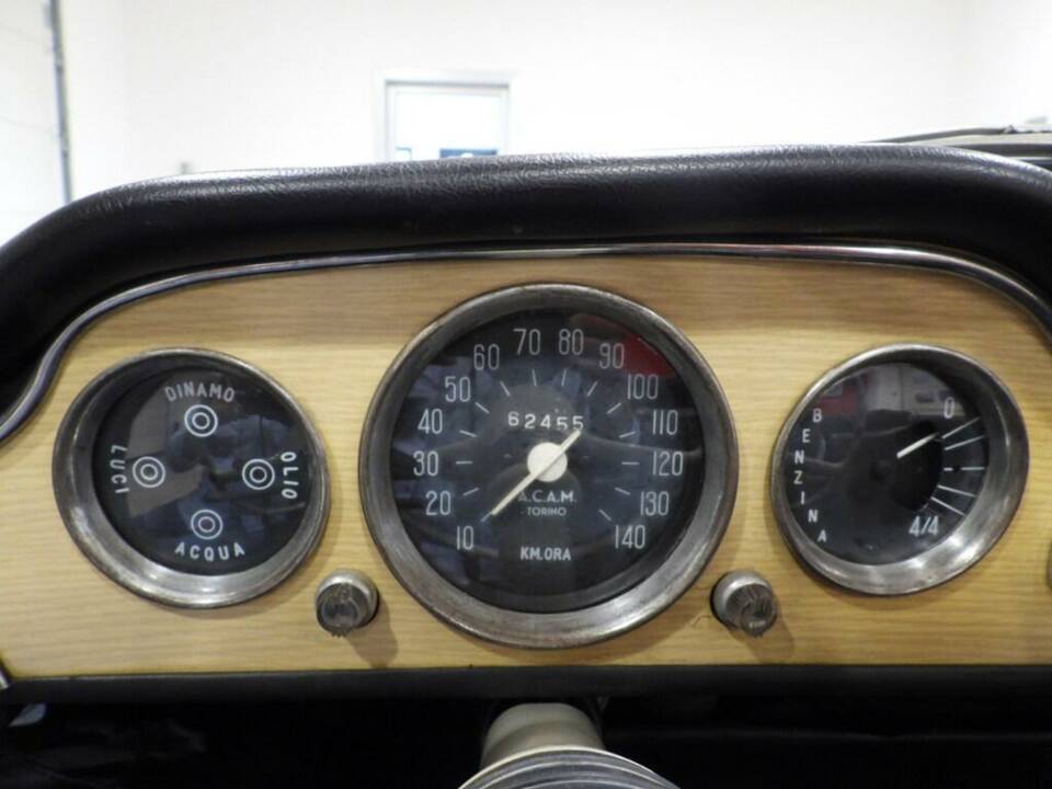 Bild 9/14 von FIAT 600 Spider Vignale (1966)