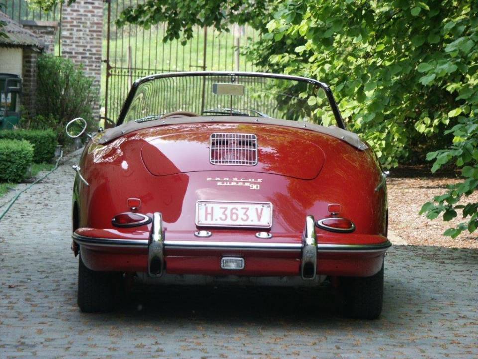 Image 8/35 of Porsche 356 B 1600 Super 90 (1961)