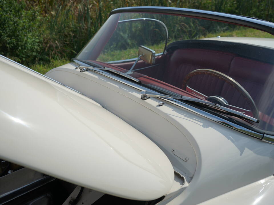 Image 57/58 of Jaguar XK 150 3.4 S OTS (1958)