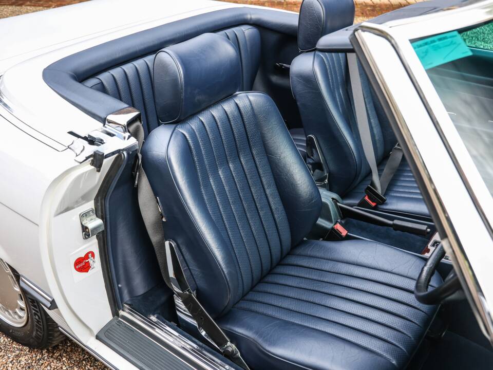 Image 23/35 of Mercedes-Benz 300 SL (1989)