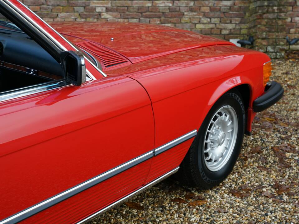 Bild 34/50 von Mercedes-Benz 500 SL (1983)