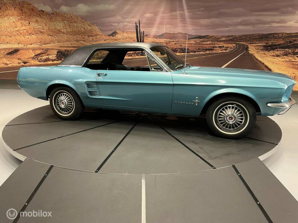 Immagine 3/50 di Ford Mustang 289 (1967)