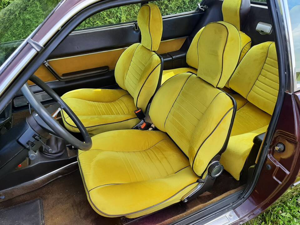Image 22/25 of Lancia Beta Coupe 1300 (1979)