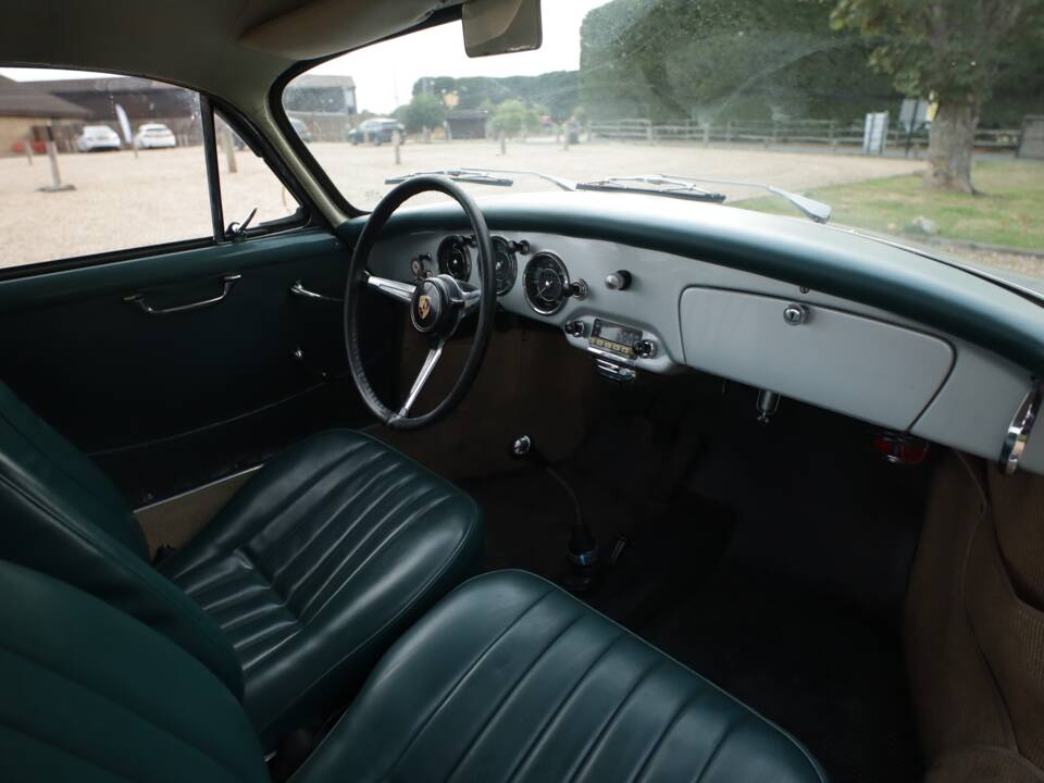 Image 45/50 de Porsche 356 B 1600 Super (1961)