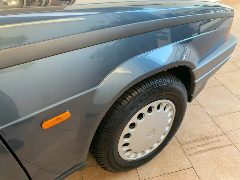 Image 27/30 of Alfa Romeo 75 1.6 (1989)