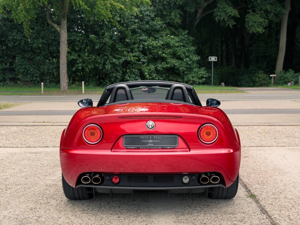 Afbeelding 9/26 van Alfa Romeo 8C Spider (2010)