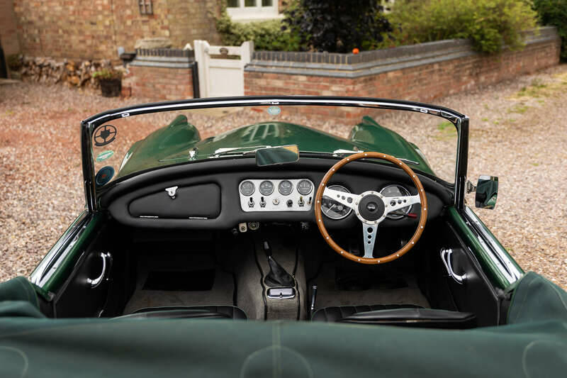 Bild 48/50 von Daimler SP 250 (1960)