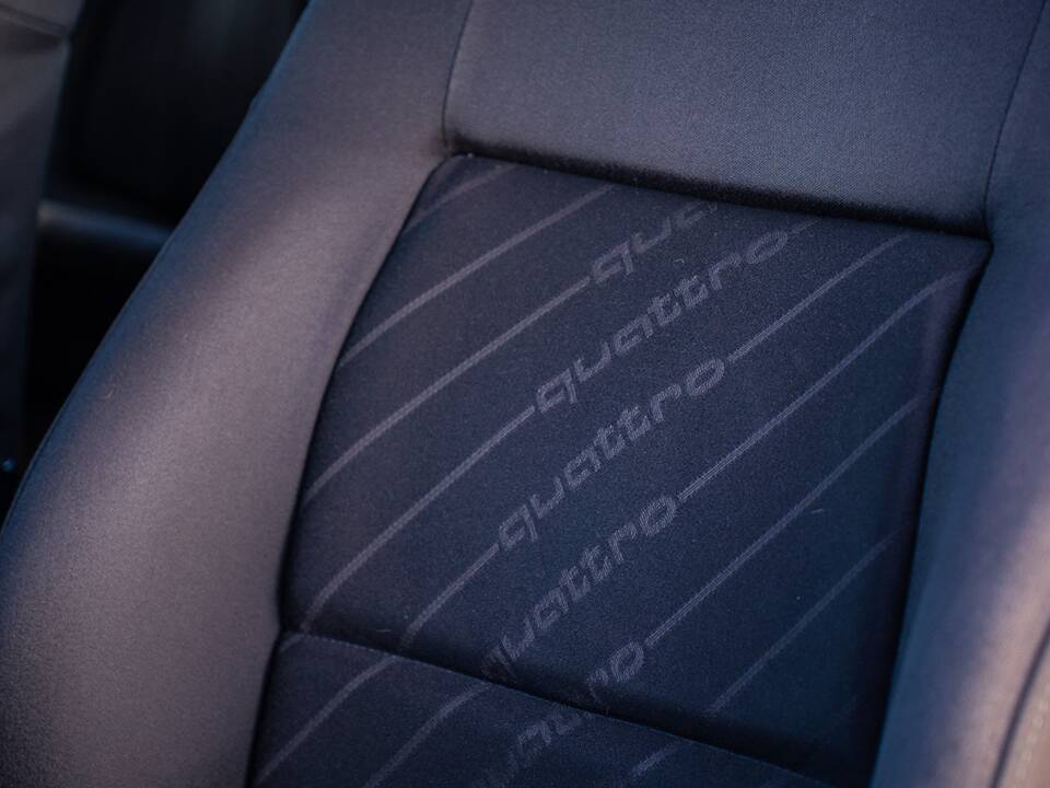 Bild 32/54 von Audi quattro 20V (1991)