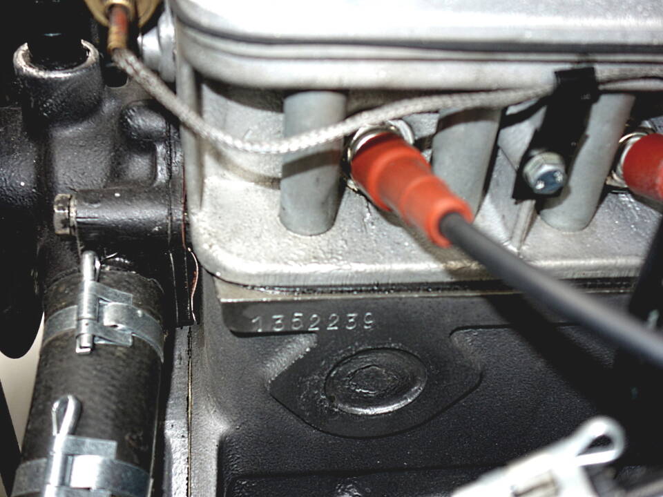 Image 30/42 of Borgward Isabella Coupe (1961)