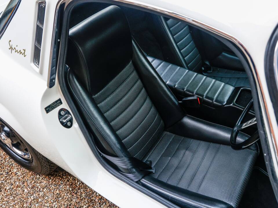 Immagine 6/39 di Lotus Elan Sprint (1973)