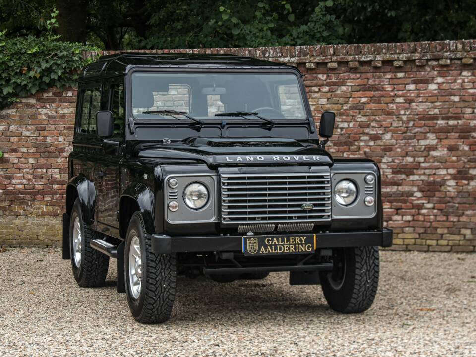 Bild 24/50 von Land Rover Defender 90 (2013)