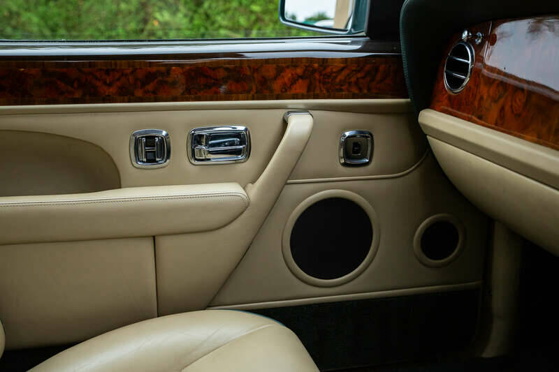 Afbeelding 48/50 van Bentley Continental S (1996)