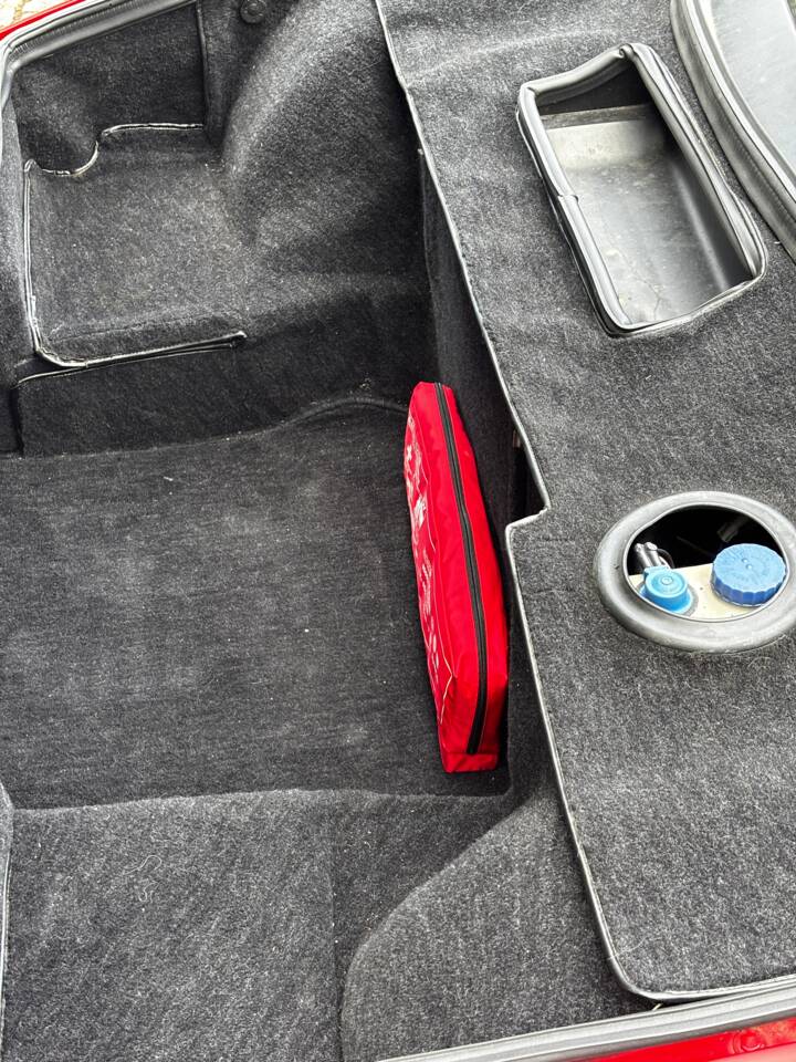 Image 37/59 of Ferrari Testarossa (1990)