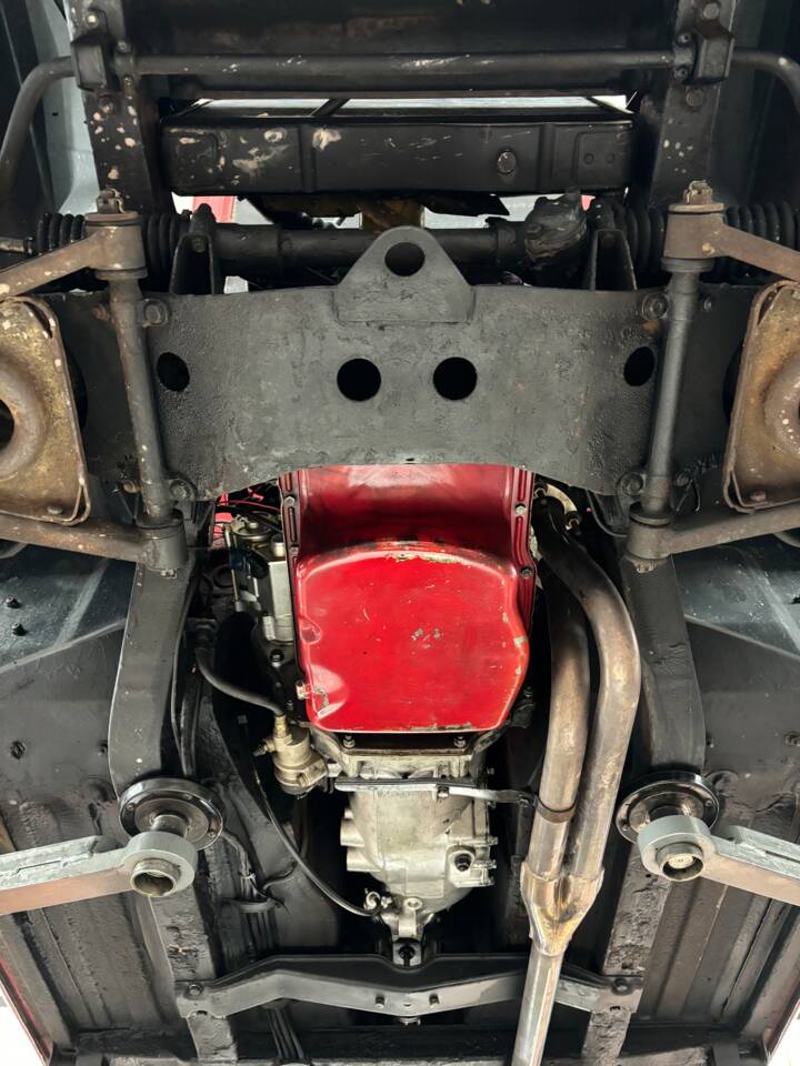 Image 23/28 de MG MGB GT (1966)