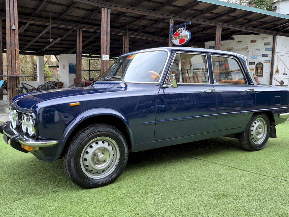 Imagen 5/67 de Alfa Romeo Giulia Nuova Super 1600 (1977)